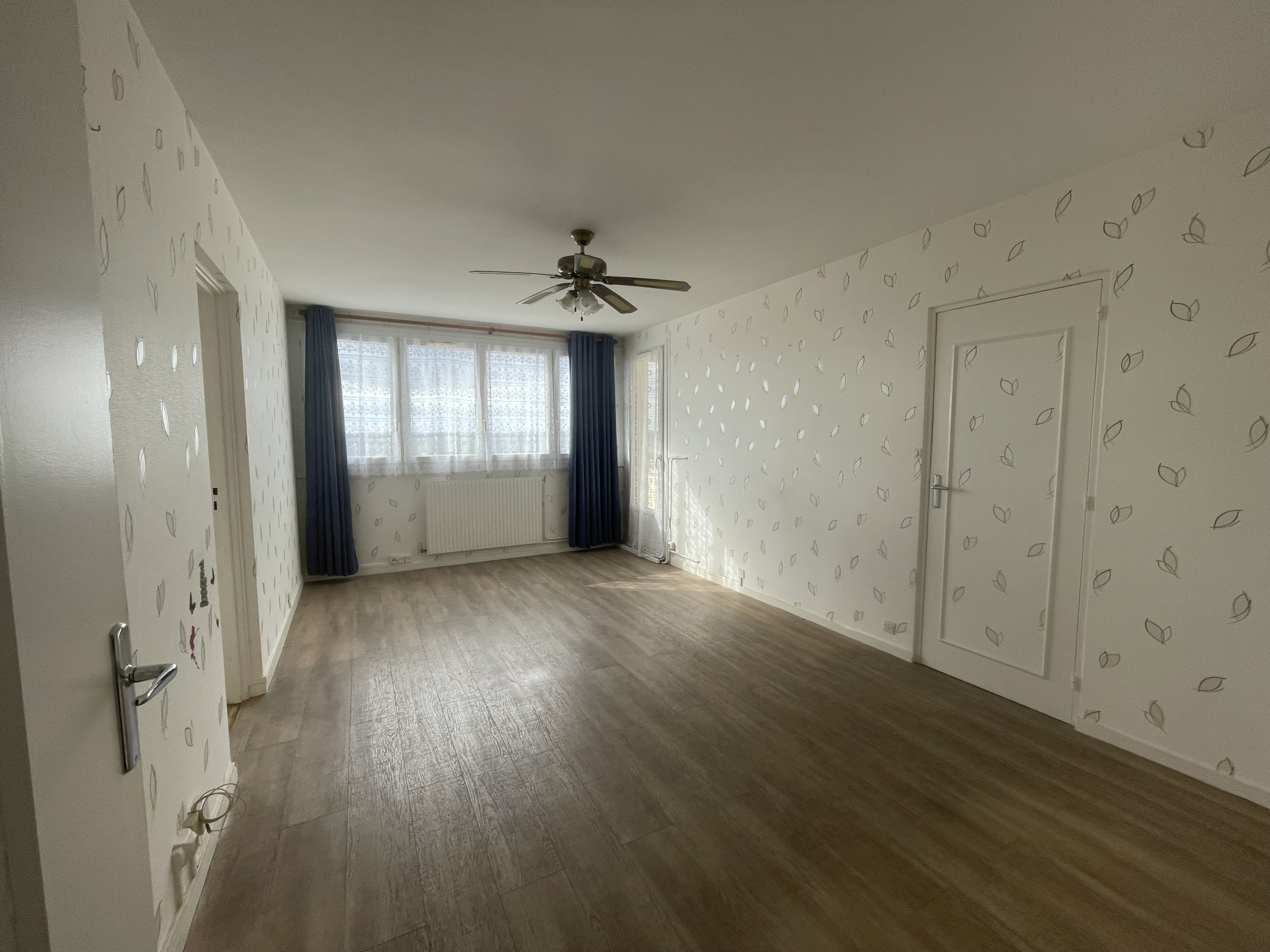 Appartement à vendre à Allonnes, 77,29 m², 4 pièces – photo 2 sur 11