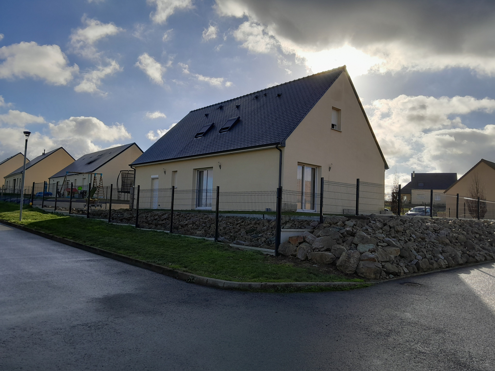 Maison à vendre à Conlie, 110 m², 5 pièces – photo 3 sur 12